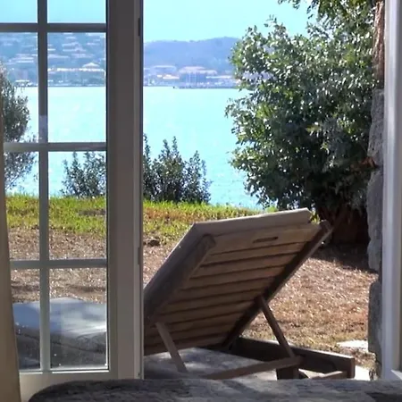 Villa, Domaine De L'ogliastru * Olmeto (Corsica)