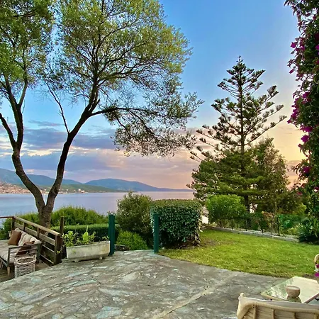 Villa, Domaine De L'ogliastru * Olmeto (Corsica)