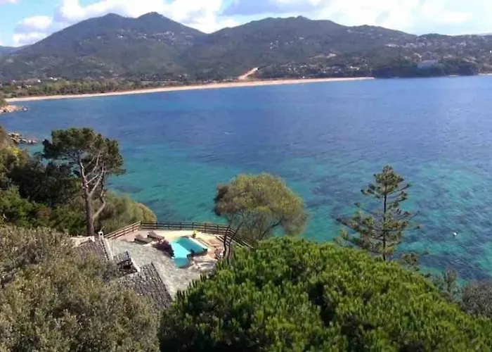 Villa, Domaine De L'ogliastru Villa Olmeto (Corsica)